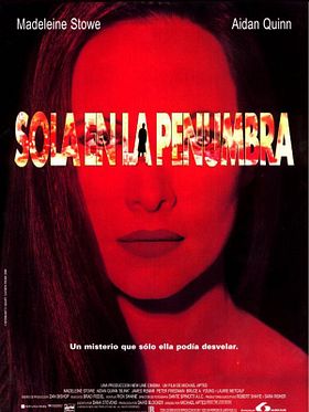 Cartel de Sola en la penumbra