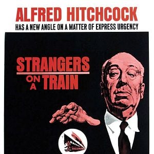 Foto Extraños en un tren