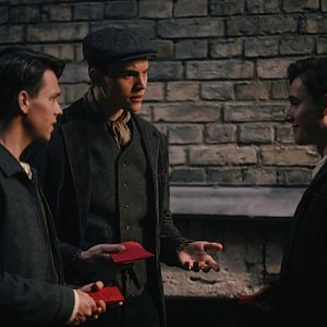 Foto Truth & Treason