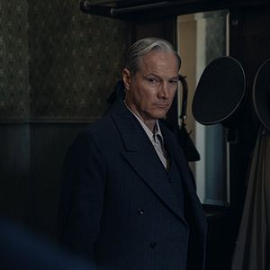 Foto Truth & Treason