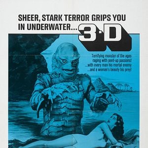 Foto La mujer y el monstruo