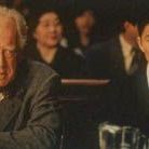 Foto Mientras nieva sobre los cedros