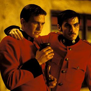 Foto Las cuatro plumas