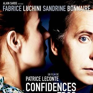 Foto Confidencias muy íntimas