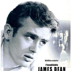 Foto Al este del Edén