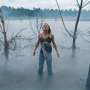 Foto Atomik Circus: El regreso de James Bataille