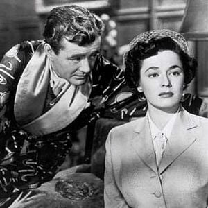 Foto Extraños en un tren