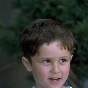 Foto White Noise: Más allá