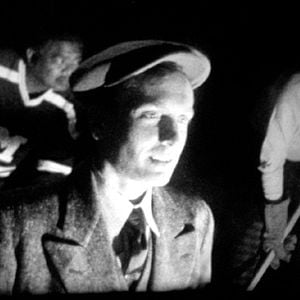 Foto Cowards Bend the Knee