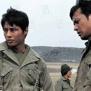 Foto Lazos de guerra