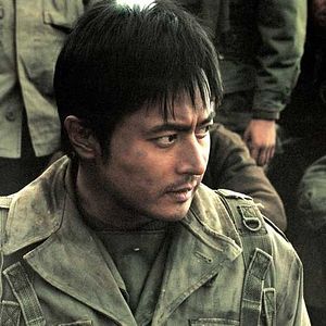 Foto Lazos de guerra