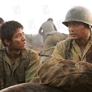 Foto Lazos de guerra