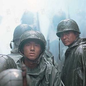 Foto Lazos de guerra