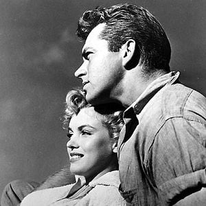 Foto Encuentro en la noche