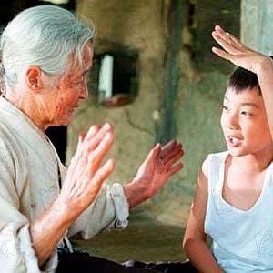 Foto Sang Woo y su abuela (The Way Home)