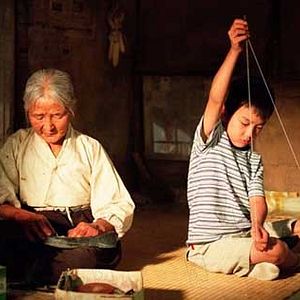 Foto Sang Woo y su abuela (The Way Home)