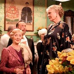 Foto Mrs. Henderson presenta