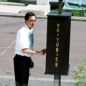 Foto El juego de los idiotas