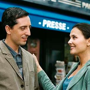 Foto El juego de los idiotas