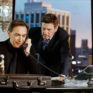 Foto El juego de los idiotas