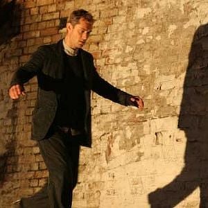 Foto Breaking and Entering