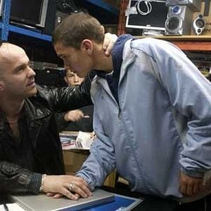 Foto Breaking and Entering