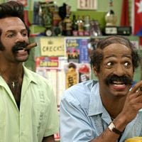 Foto Dos "rubias" de pelo en pecho