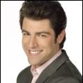 Foto Max Greenfield
