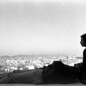 Foto Tierra extranjera