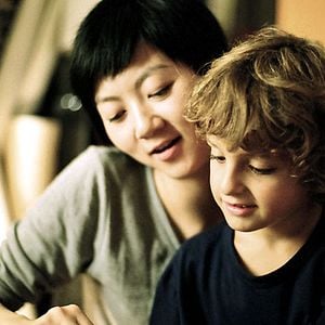 Foto El vuelo del globo rojo