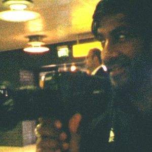 Foto Vikash Dhorasoo