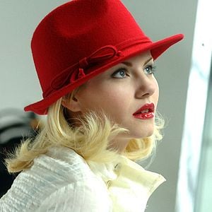 Foto Captivity (Cautivos)