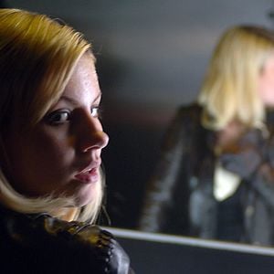 Foto Captivity (Cautivos)