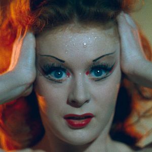 Foto Las zapatillas rojas