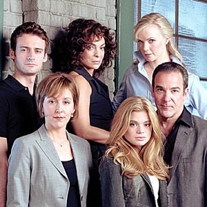 Foto Tan muertos como yo