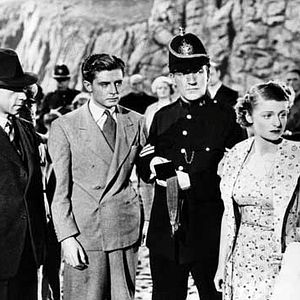 Foto Young and Innocent