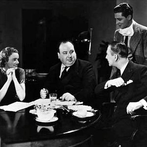 Foto Young and Innocent