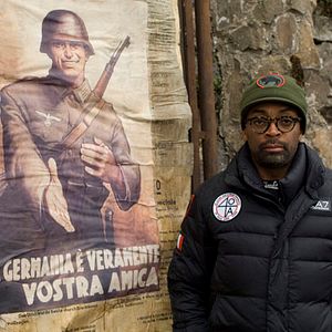 Foto Miracle at St. Anna