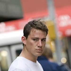 Foto Fighting - Puños de asfalto