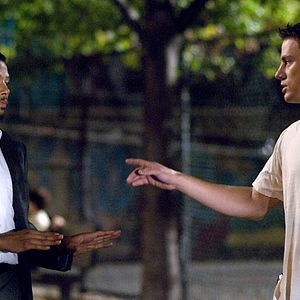 Foto Fighting - Puños de asfalto