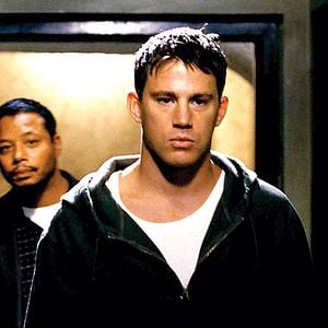 Foto Fighting - Puños de asfalto