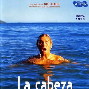 Foto La cabeza sobre el agua