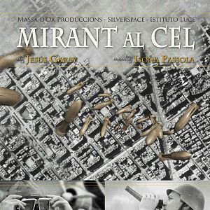 Foto Mirando al cielo