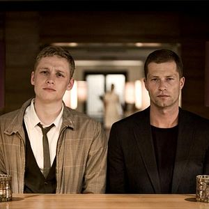 Foto Un conejo sin orejas