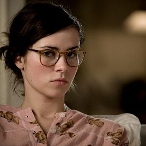 Foto Un conejo sin orejas