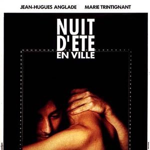 Foto Noche de verano en la ciudad