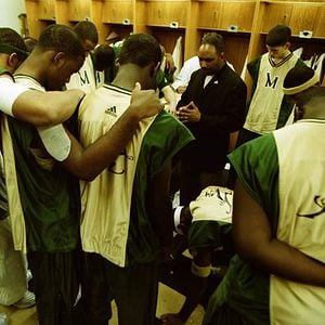 Foto More than a game