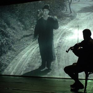 Foto Adam resucitado