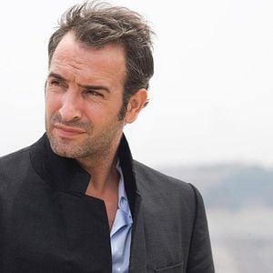 Foto Un balcón sobre el mar