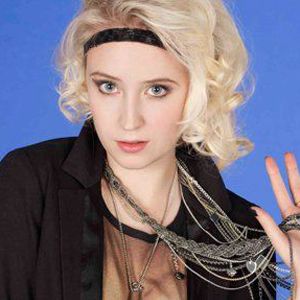 Foto Lily Loveless